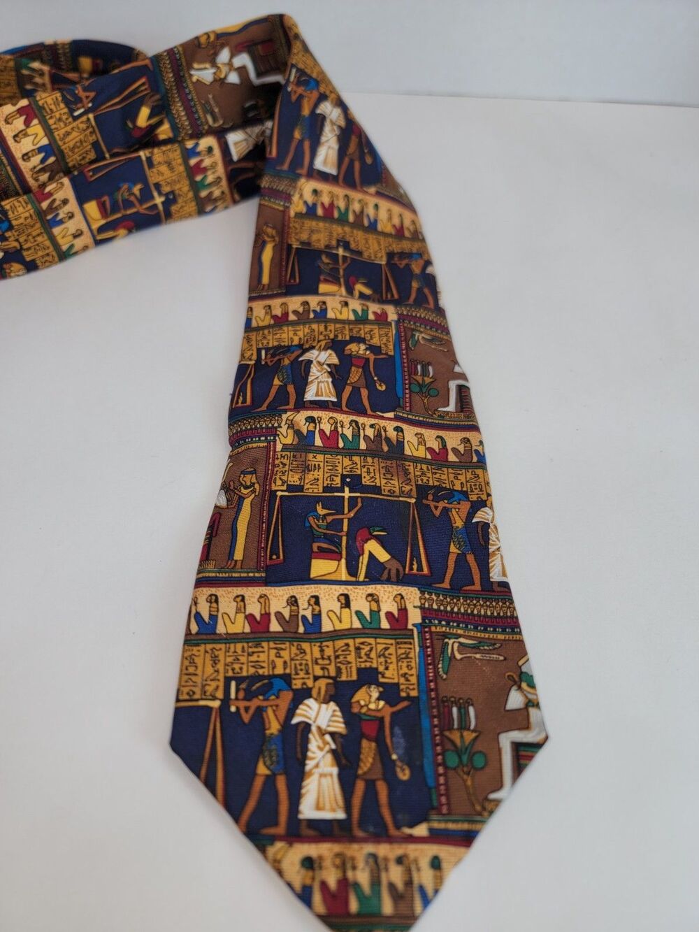 Vintage Alynn Neckwear Ancient Art Egypt 3000 BC Silk Tie Made In USA Hieroglyph